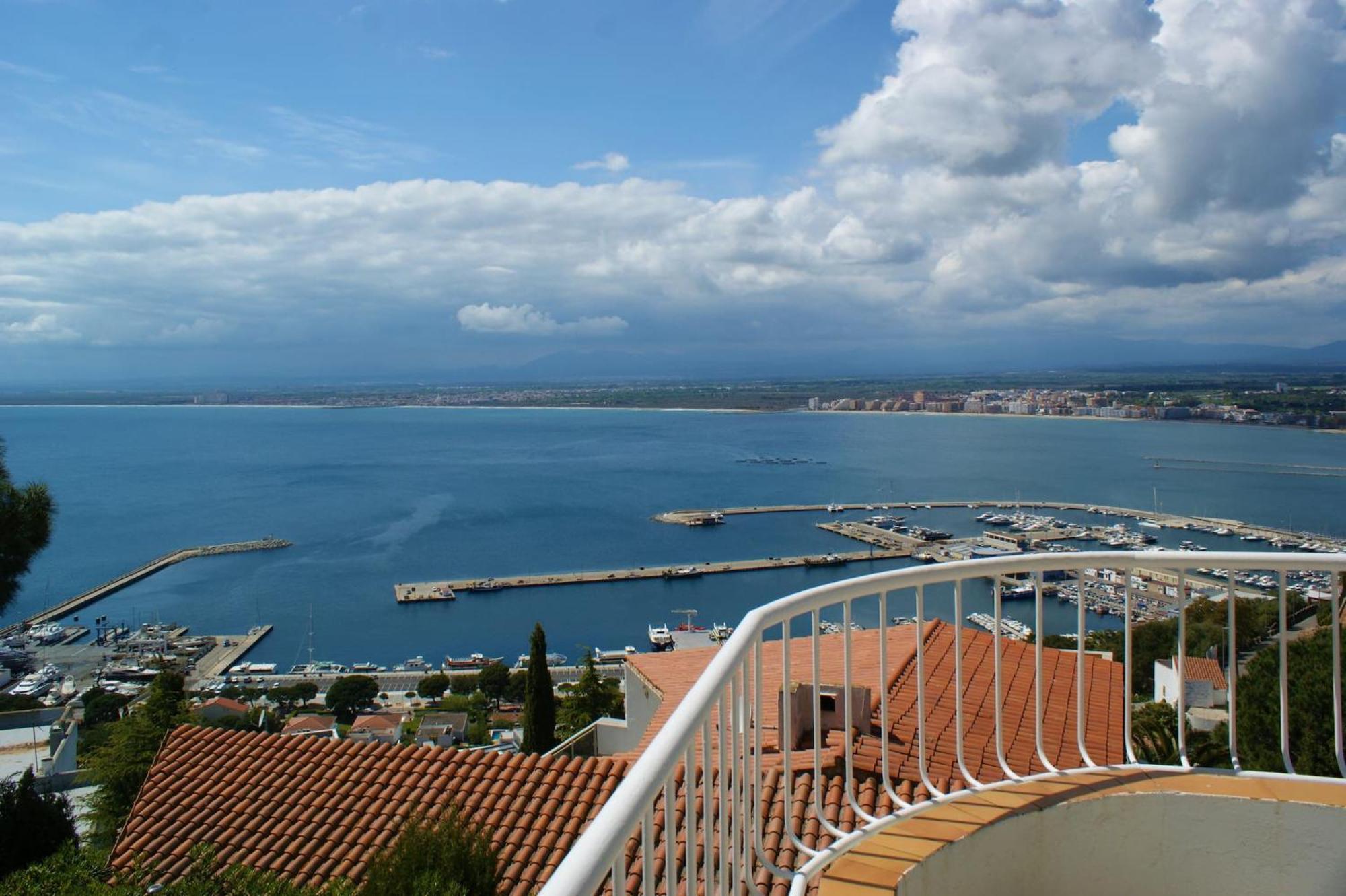 Apartamento Casa Linda Con Vistas Espectaculares Av-40 Roses Exteriér fotografie